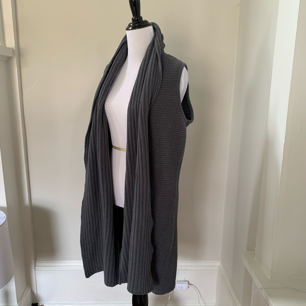 N Natori gray sweater duster vest